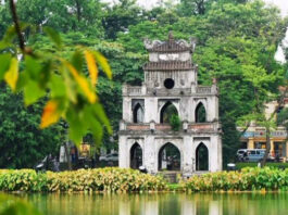 Hoan Kiem Lake Travel Guide